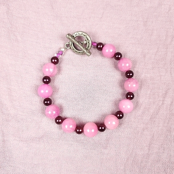 🎉HP~7/10/22🎉 🦋 Orchid Pink Agate Beaded Bracelet 🦋1/$14~2/$24~3/$30🦋 - Picture 5 of 6